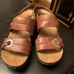 Clarks Sandals - Women’s Size 8